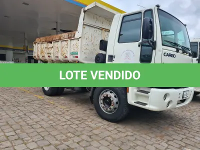 LOTE 004 - CAMINHÃO Ford Cargo 1722E, branco, 2010/2011