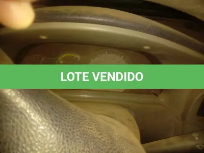 LOTE 003 - CAR/CAMINHONETE/C. Aberta Fiat/Strada Fire, 70t/067cv, vermelha, 2004/2005