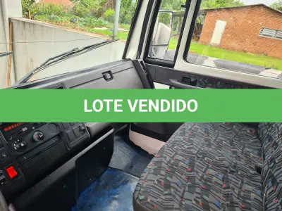 LOTE 003 - CAMINHÃO Ford Cargo 1722E, branco; 2010/2011