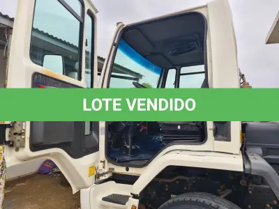 LOTE 003 - CAMINHÃO Ford Cargo 1722E, branco; 2010/2011