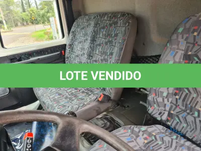 LOTE 004 - CAMINHÃO Ford Cargo 1722E, branco, 2010/2011