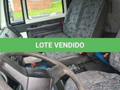 LOTE 003 - CAMINHÃO Ford Cargo 1722E, branco; 2010/2011