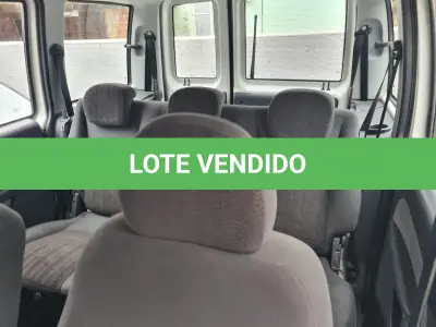 LOTE 011 - FIAT DOBLÔ HLX 1.8 16 V E. TORQUE FLEX – ano e modelo 2011, cor branca, Placas IRT – 4J10 – 07 passageiros,