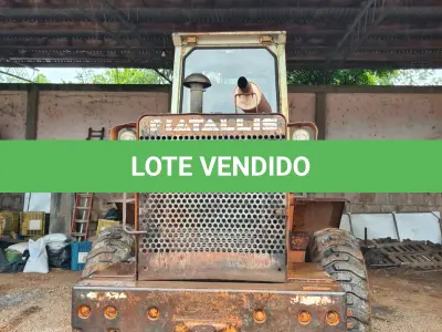 LOTE 003 - Pá-Carregadeira marca Fiatallis . 1997 modelo FR 12B