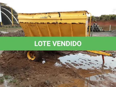 LOTE 002 - Um DISTRIBUIDOR DE ADUBO SECO, Marca MEPEL, ano de fabricação 2012
