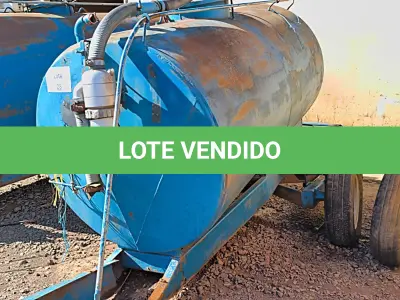 LOTE 028 - DISTRIBUIDOR DE ADUBO ORGÂNICO LIQUIDO 3.000LT.