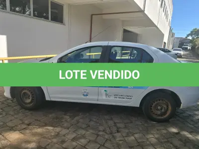 LOTE 012 - LOGAN Renoult EXPR 16 R, de cor branca, Ano/Modelo: 2014/2014