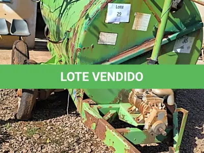 LOTE 029 - DISTRIBUIDOR DE ADUBO ORGÂNICO LIQUIDO 3.000LT.