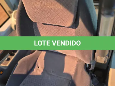 LOTE 013 - Pá Carregadeira marca Hyundai, Ano/Modelo:2011
