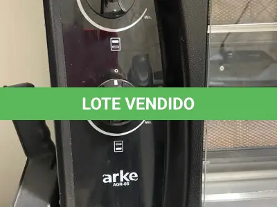 LOTE 003 - Churrasqueira Elétrica ARKE
