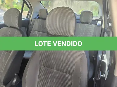 LOTE 012 - LOGAN Renoult EXPR 16 R, de cor branca, Ano/Modelo: 2014/2014