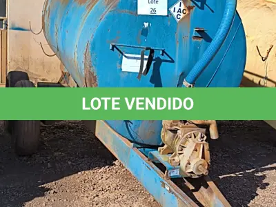LOTE 026 - DISTRIBUIDOR DE ADUBO ORGÂNICO LIQUIDO 3.000LT.
