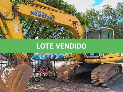 LOTE 014 - ESCAVADEIRA HIDRAULICA PC160LC-8, COR AMARELA, c/ MOTOR DIESEL DE 121 HP, No36458586, CABINE FECHADA COM AR CONDICIONADO, N/S B30088, CHASSI KMTPC214K51B30088, KOMATZU, ANO 2014.