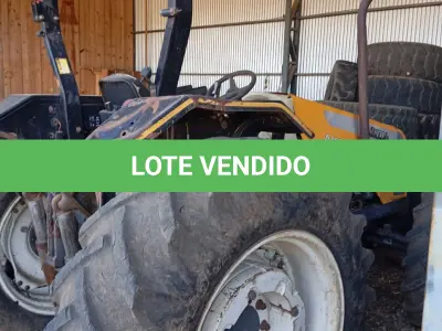 LOTE 008 - Trator Agrícola, marca Valtra A 950, Ano/Modelo: 2016