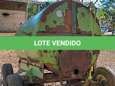 LOTE 029 - DISTRIBUIDOR DE ADUBO ORGÂNICO LIQUIDO 3.000LT.