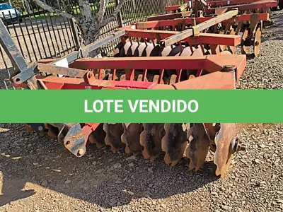 LOTE 037 - GRADE NIVELADORA