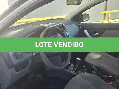 LOTE 012 - LOGAN Renoult EXPR 16 R, de cor branca, Ano/Modelo: 2014/2014