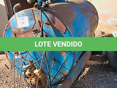 LOTE 025 - DISTRIBUIDOR DE ADUBO ORGÂNICO LIQUIDO 4.000LT