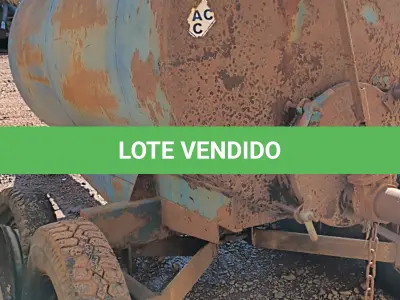 LOTE 026 - DISTRIBUIDOR DE ADUBO ORGÂNICO LIQUIDO 3.000LT.