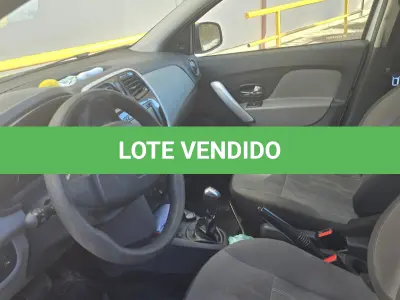 LOTE 012 - LOGAN Renoult EXPR 16 R, de cor branca, Ano/Modelo: 2014/2014