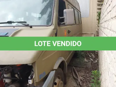LOTE 086 - IVECOFIAT/D4012 MAXIVAN1, placa: JBM-0701, ano/modelo: 01/01