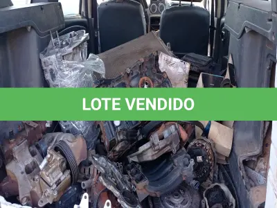 LOTE 099 - RENAULT/DUSTER 16 E 4X2, placa: IUW-6890, ano/modelo: 13/14