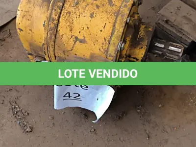 LOTE 042 - BOMBA LOBULAR 04 POLEGADAS, MEPEL.