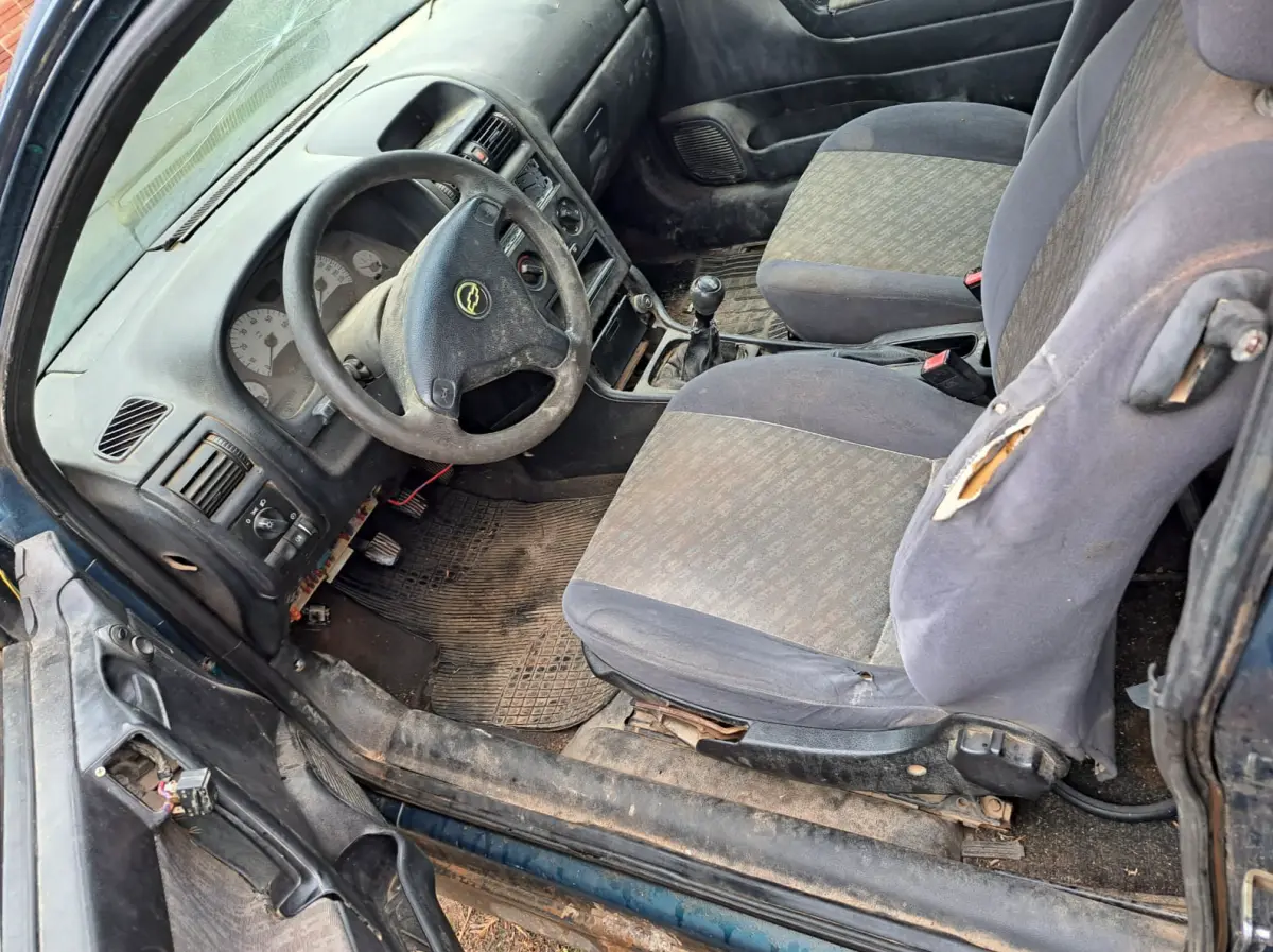 LOTE 000 - GM Astra GL 2000