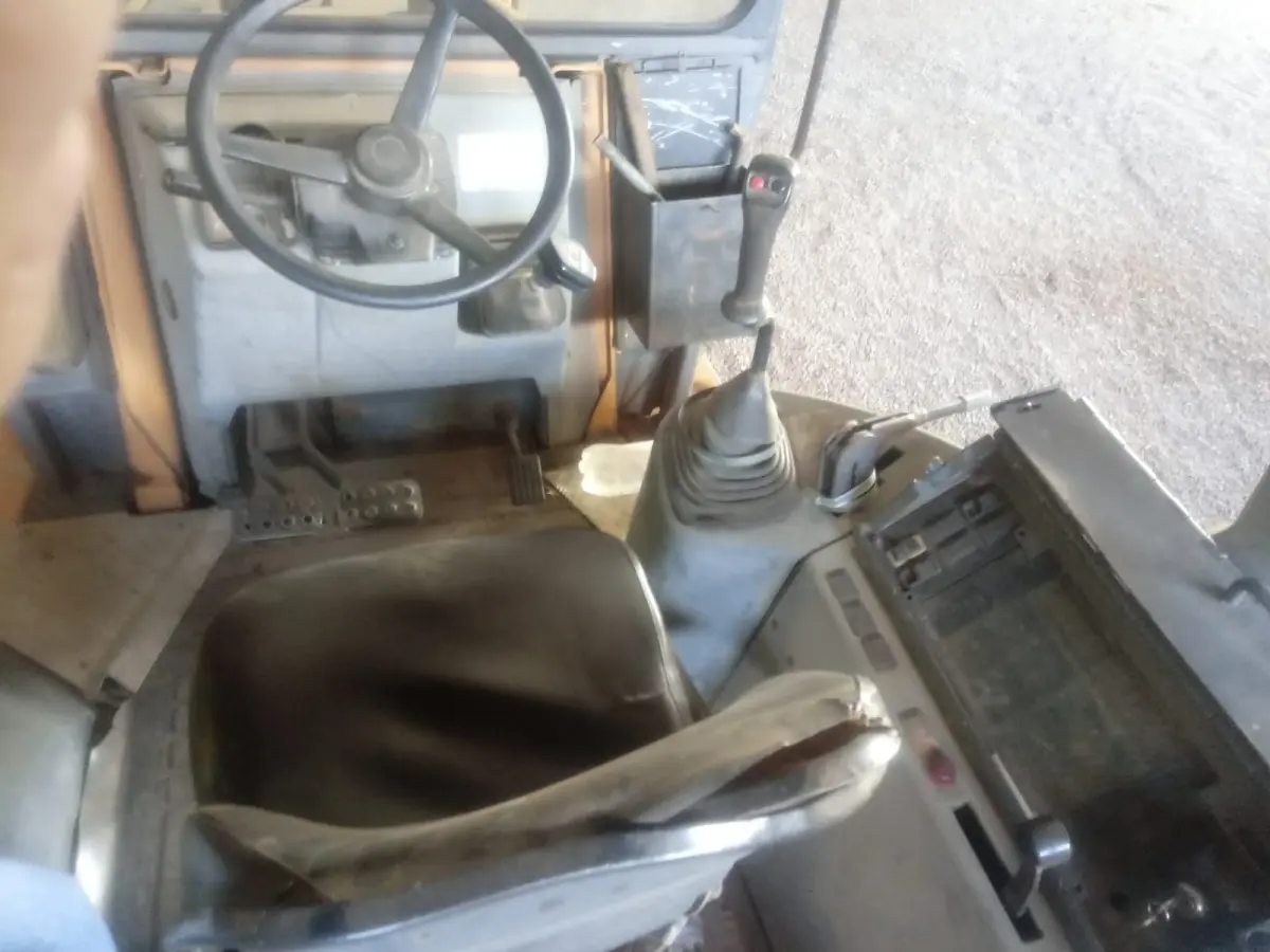 LOTE 005 - RETROESCAVADEIRA CASE/580L turbo,  2000/2000,