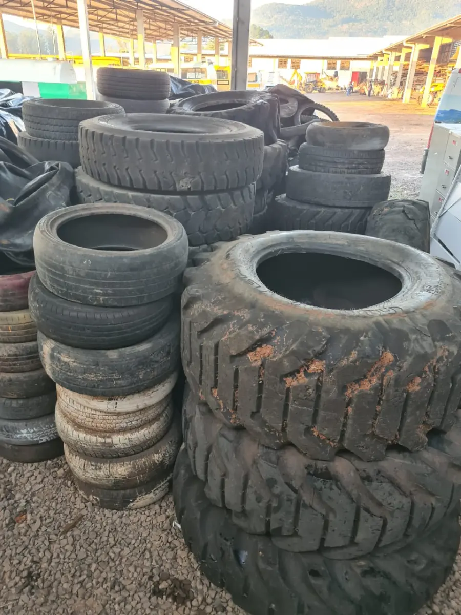LOTE 005 - Sucata de Pneus