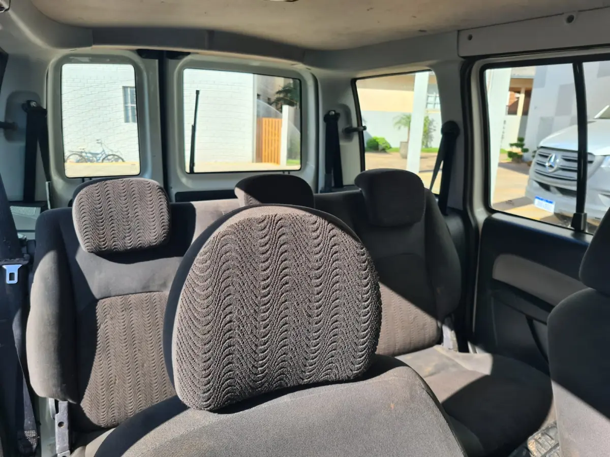 LOTE 001 - FIAT DOBLÔ HLX 1.8 16 V E. TORQUE FLEX