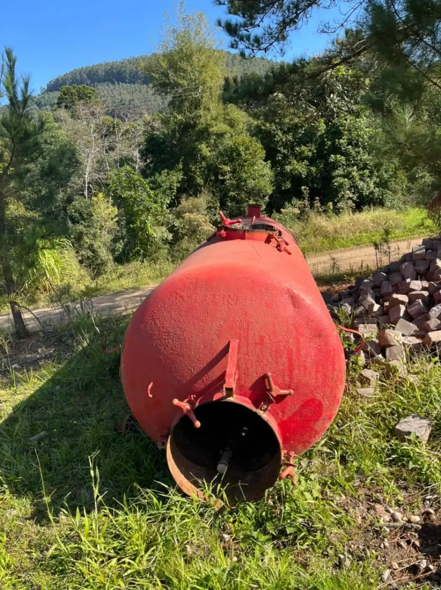 LOTE 006 - Sucata de distribuidor de dejetos