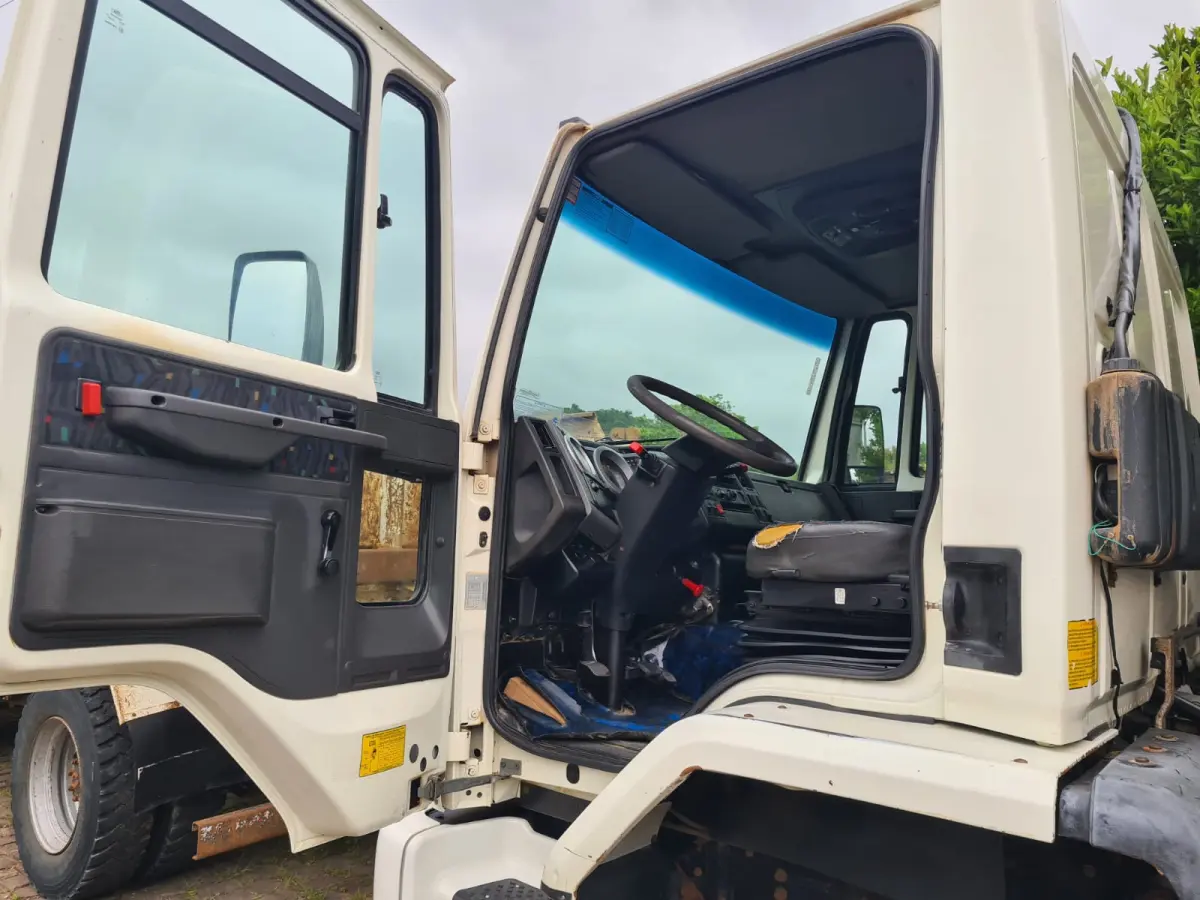 LOTE 005 - CAMINHÃO Ford Cargo 1722E, branco, 2010/2011