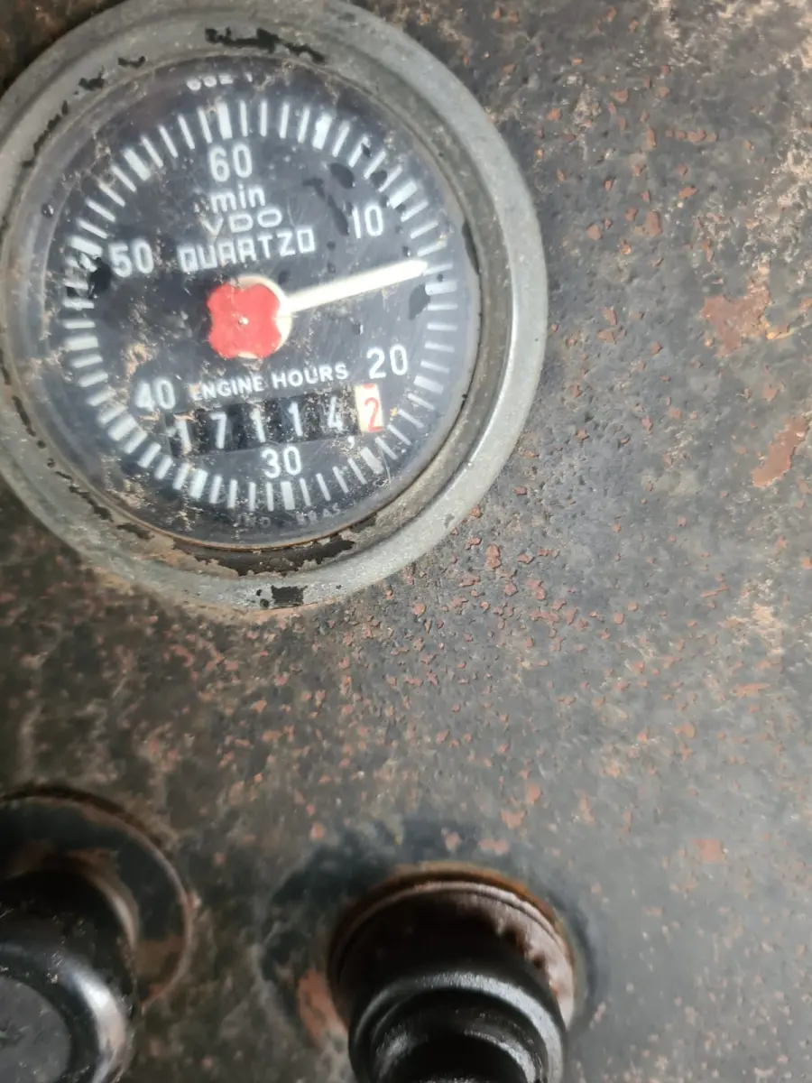 LOTE 003 - Pá-Carregadeira marca Fiatallis . 1997 modelo FR 12B