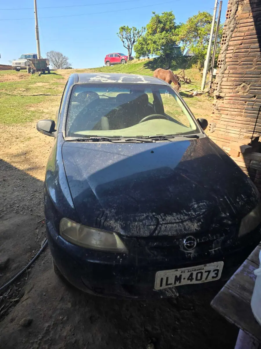 LOTE 002 - GM/CELTA . 2003/2004