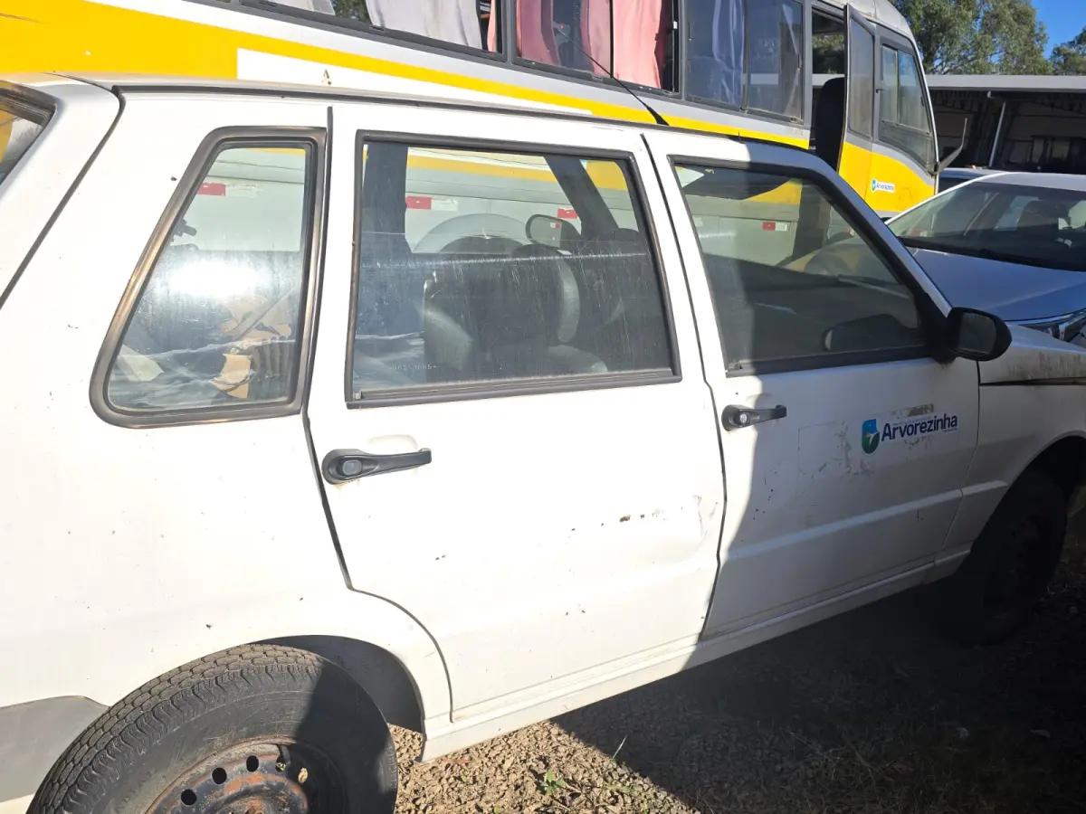 LOTE 006 - Fiat Uno Mille Economy, Ano/Modelo: 2009