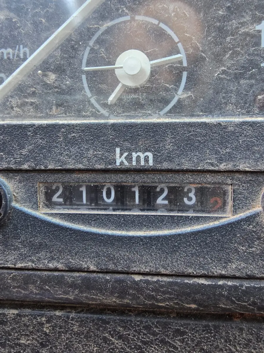 LOTE 004 - Caminhão Iveco Eurocargo 170 E 22, Ano/Modelo: 2011/2011