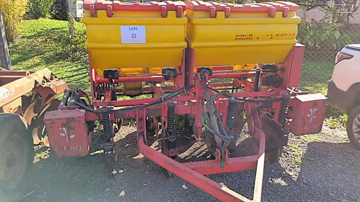 LOTE 031 - PLANTADEIRA MECANIZADA MOD. 13 N/S 078 ANO 2009