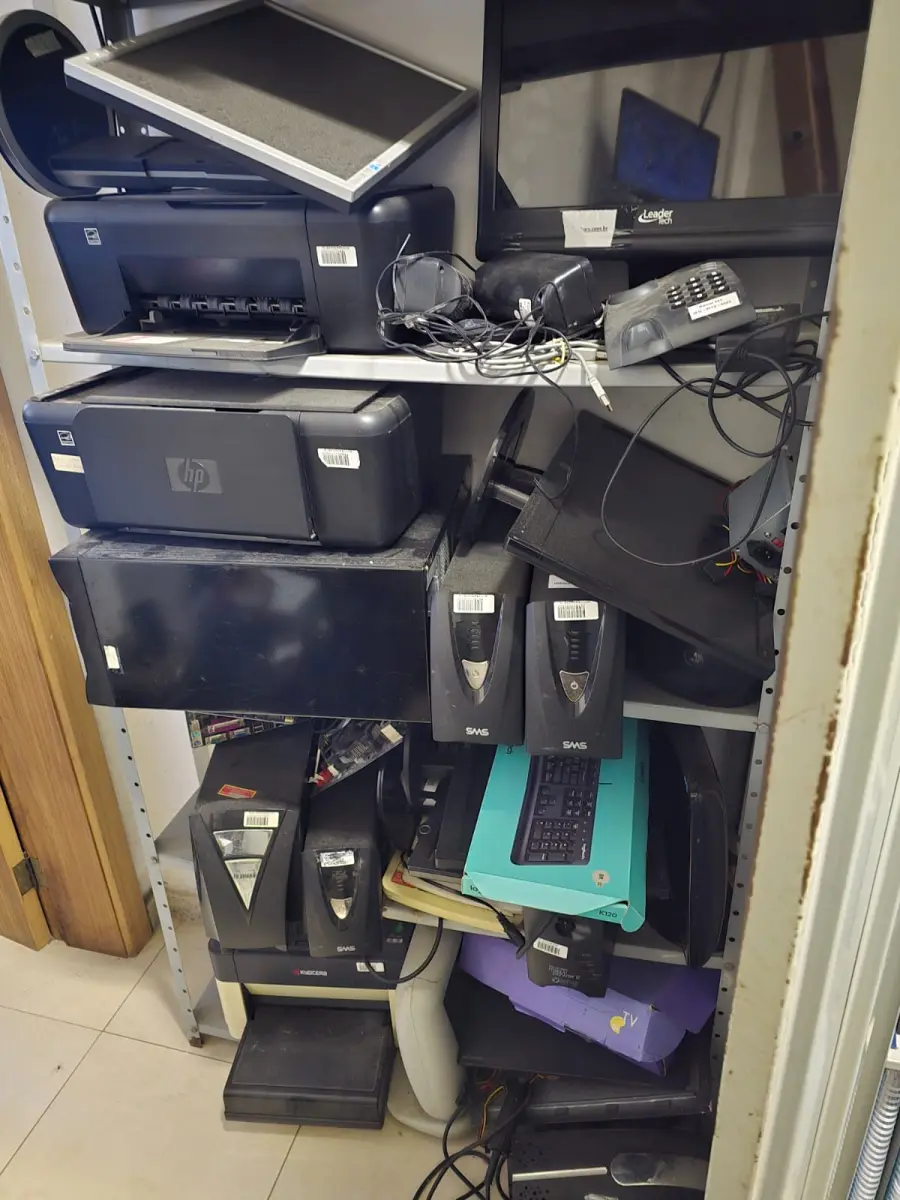 LOTE 030 - Informática