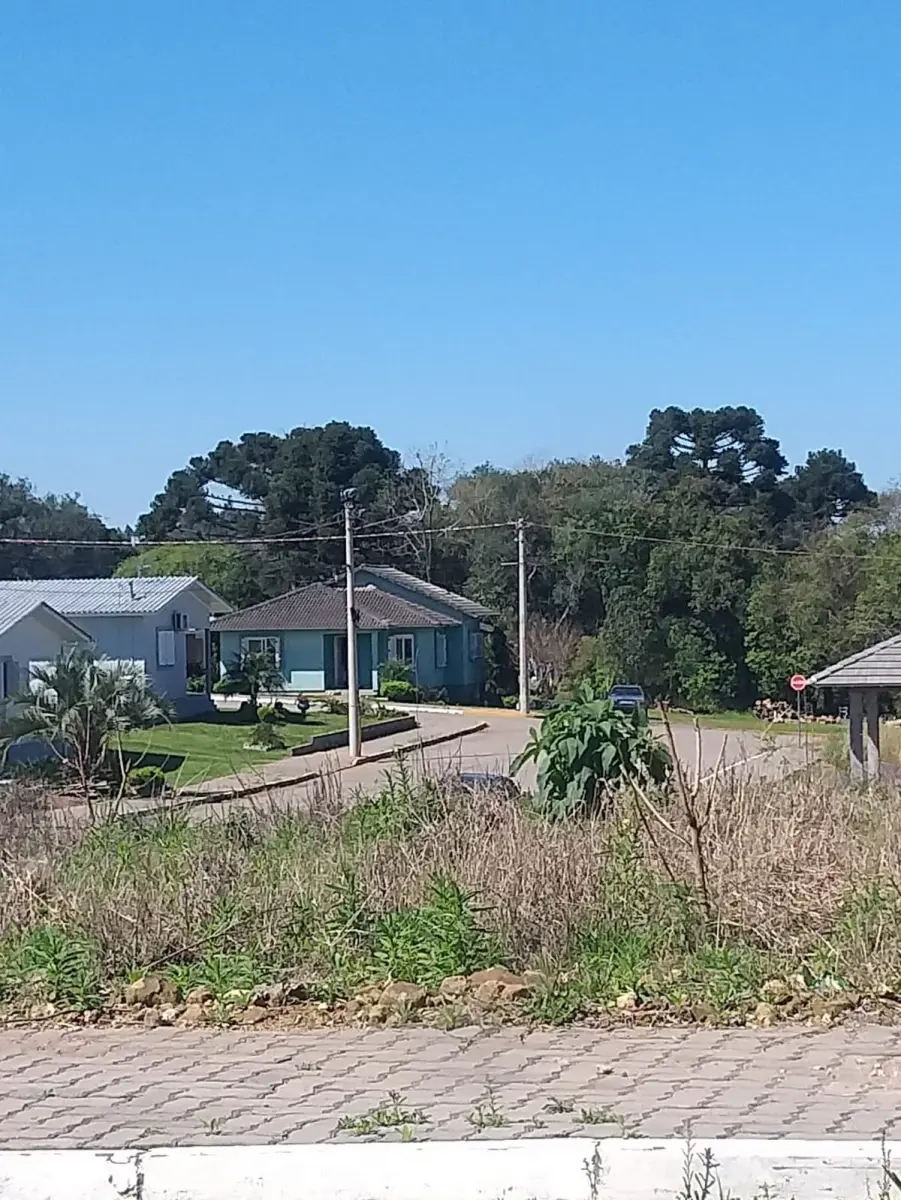 LOTE 001 - Terreno com casa de Alvenaria 68,77 m² em Itapuca/RS