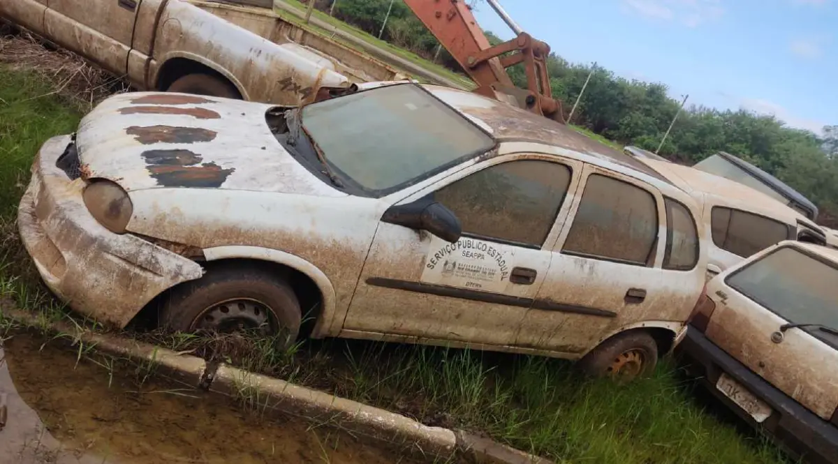 LOTE 021 - GM/CORSA WIND, placa: IJY-2577,  ano/modelo: 00/01