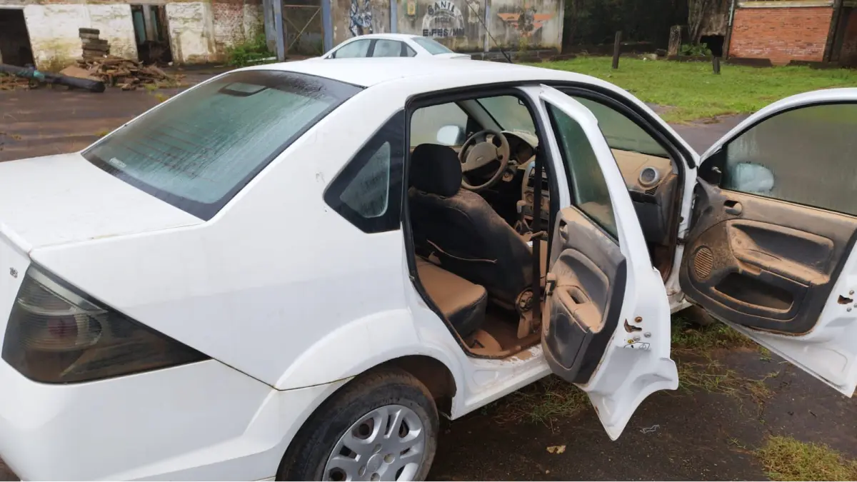 LOTE 038 - FORD/FIESTA SEDAN 1.6 FLEX, placa: IUF-4190,  ano/modelo: 13/13