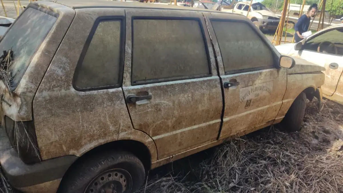 LOTE 014 - FIAT/UNO MILLE ECONOMY, placa: IPO-3499, ano/modelo: 09/09