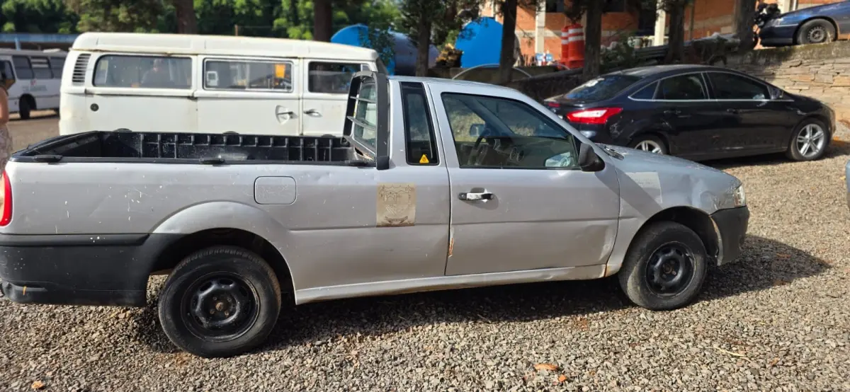 LOTE 003 - VOLKSWAGEN SAVEIRO,  2006/2006, álcool/gasolina