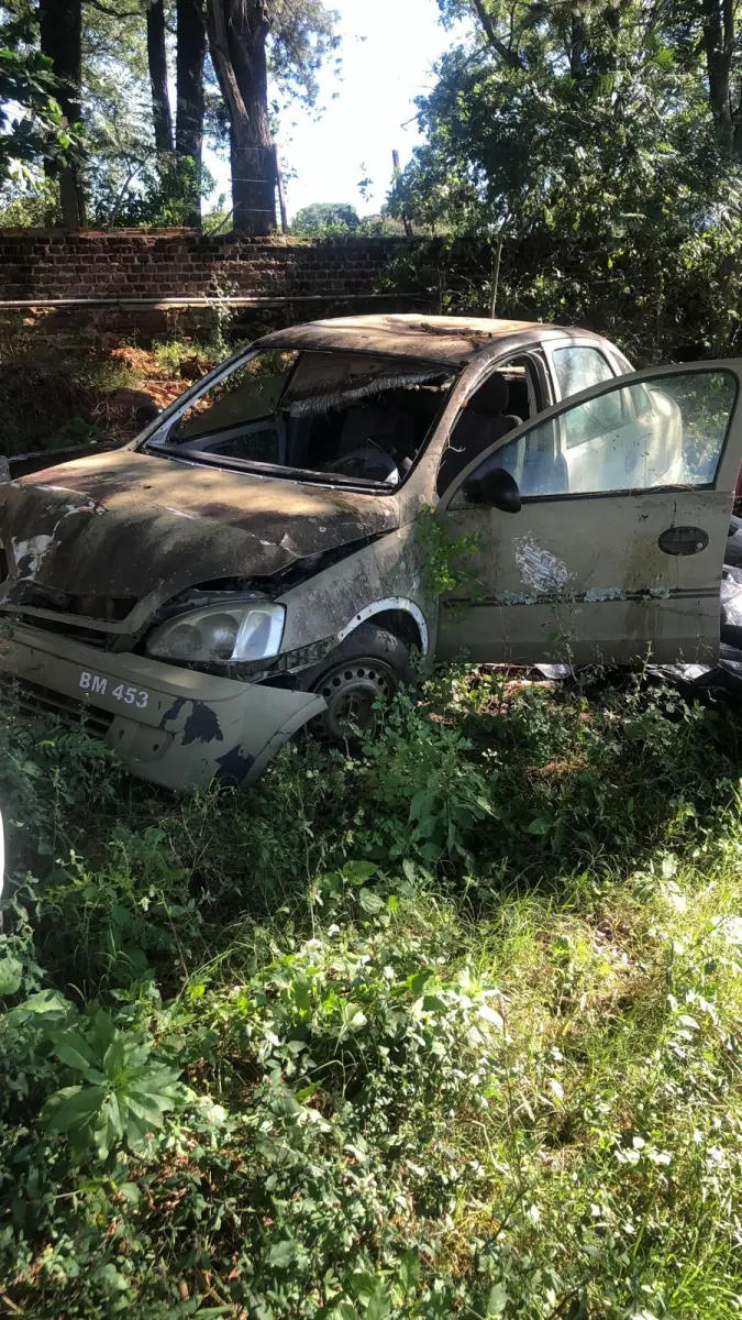 LOTE 097 - GM/CORSA SEDAN, placa: JBM-1076, ano/modelo: 03/04