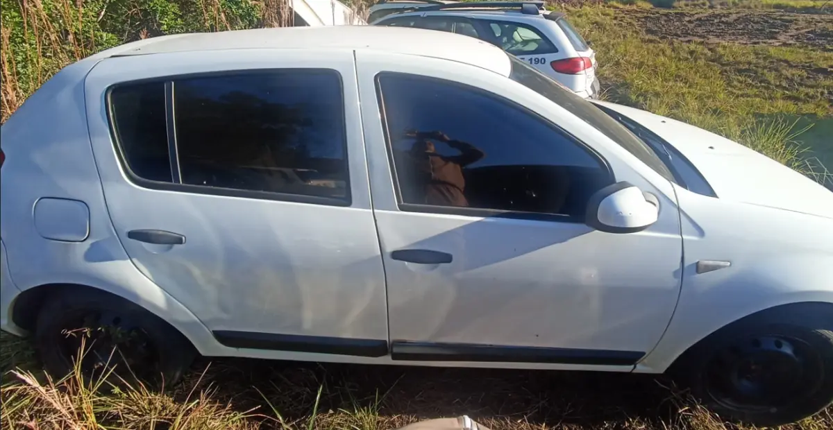 LOTE 026 - RENAULT/SANDERO EXP 16HP, placa: IUG-7E63,ano/modelo: 13/13