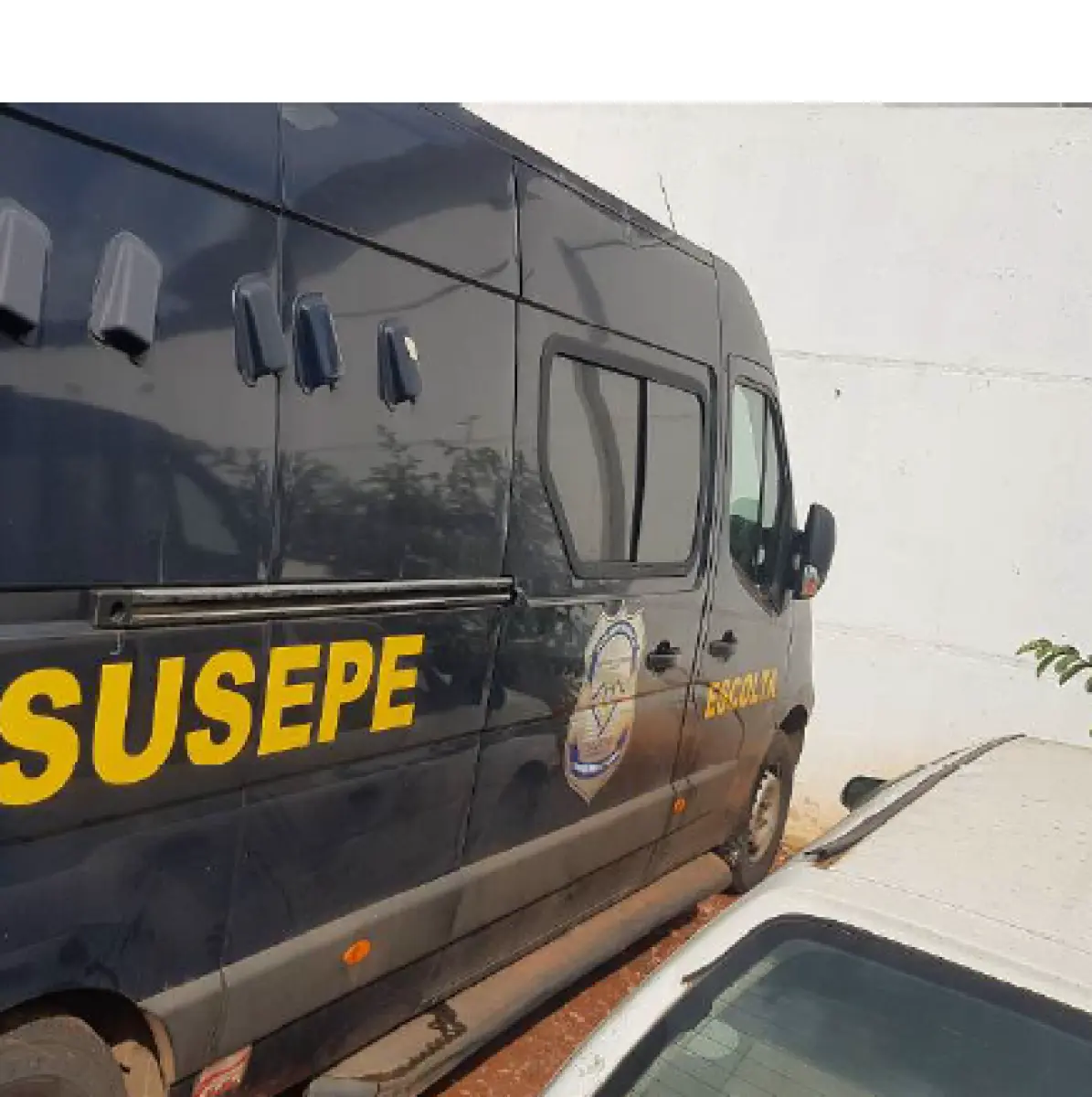 LOTE 100 - RENAULT/MASTER FUR L3H2, placa: IWO-6841, ano/modelo: 14/15