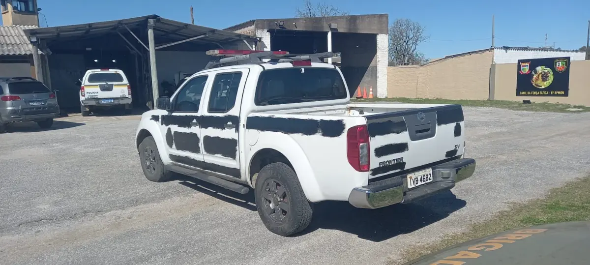 LOTE 002 - NISSAN/FRONTIER SVATK4X4, placa IVB-4682 ,ano/modelo 13/ 14