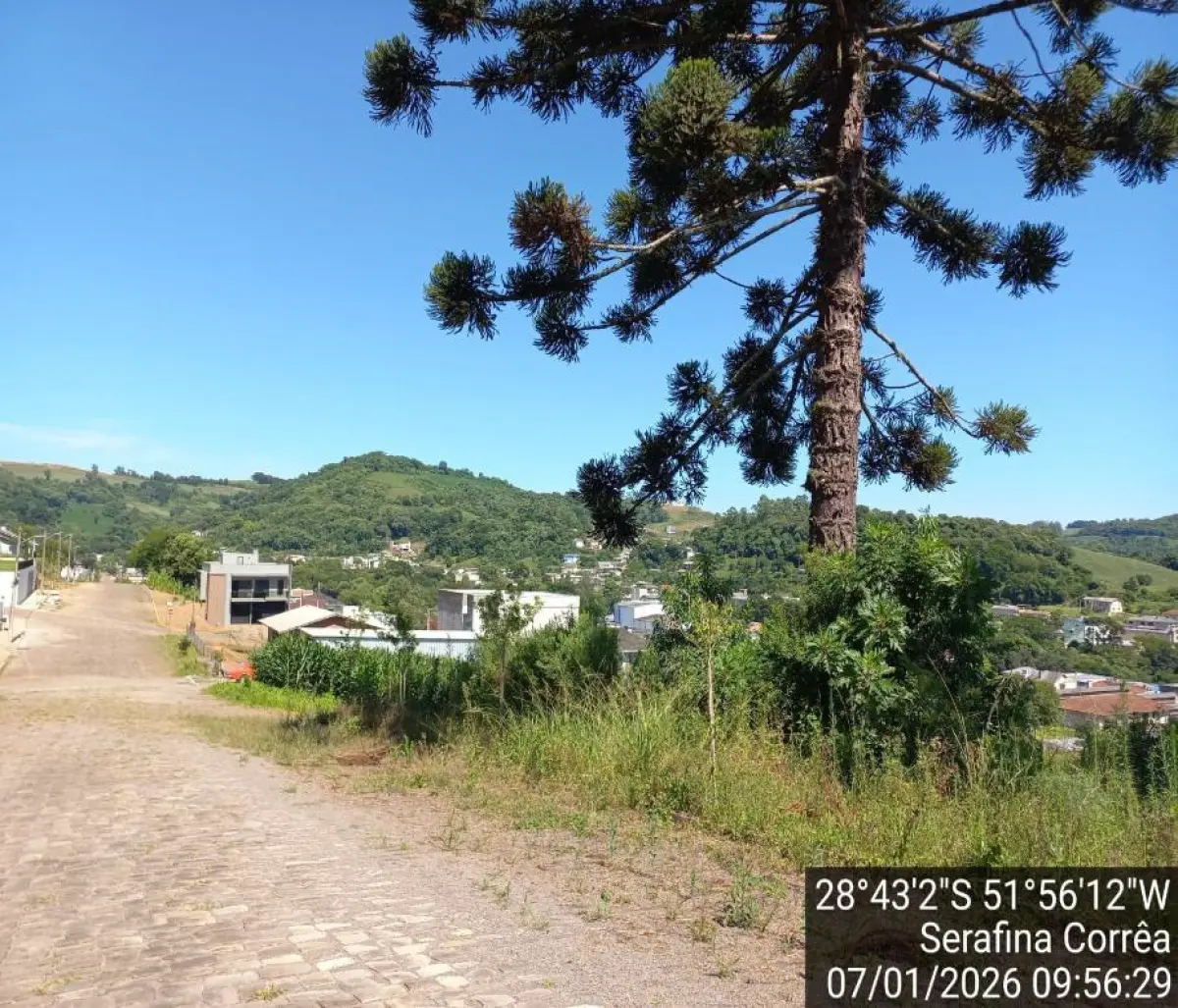 LOTE 014 - Área do Loteamento Puma Pandolfo, com área de 1.053,00m² Serafina Corrêa/RS,  Rua João Variani, no lado par da numeração