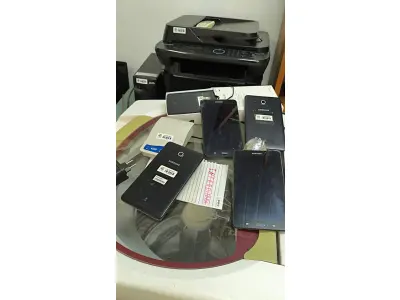 LOTE 007 - MOBILIÁRIO EM GERAL, MÁQUINAS E FERRAMENTAS
